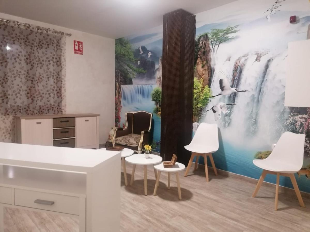 Gamonal Hostal Restaurante Casa Isabel מראה חיצוני תמונה