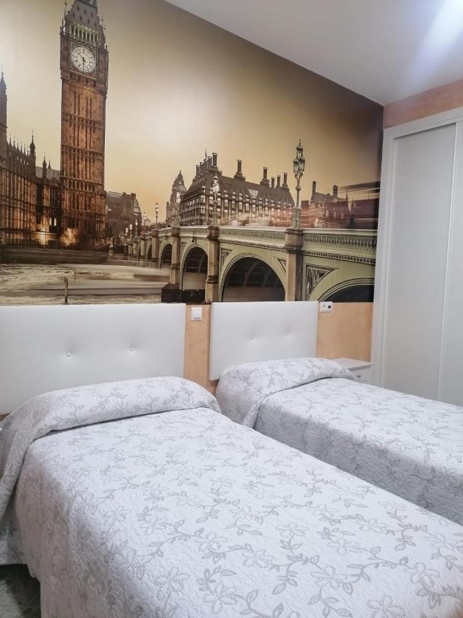 Gamonal Hostal Restaurante Casa Isabel מראה חיצוני תמונה